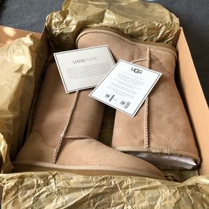 NEW Classic tall UGGs